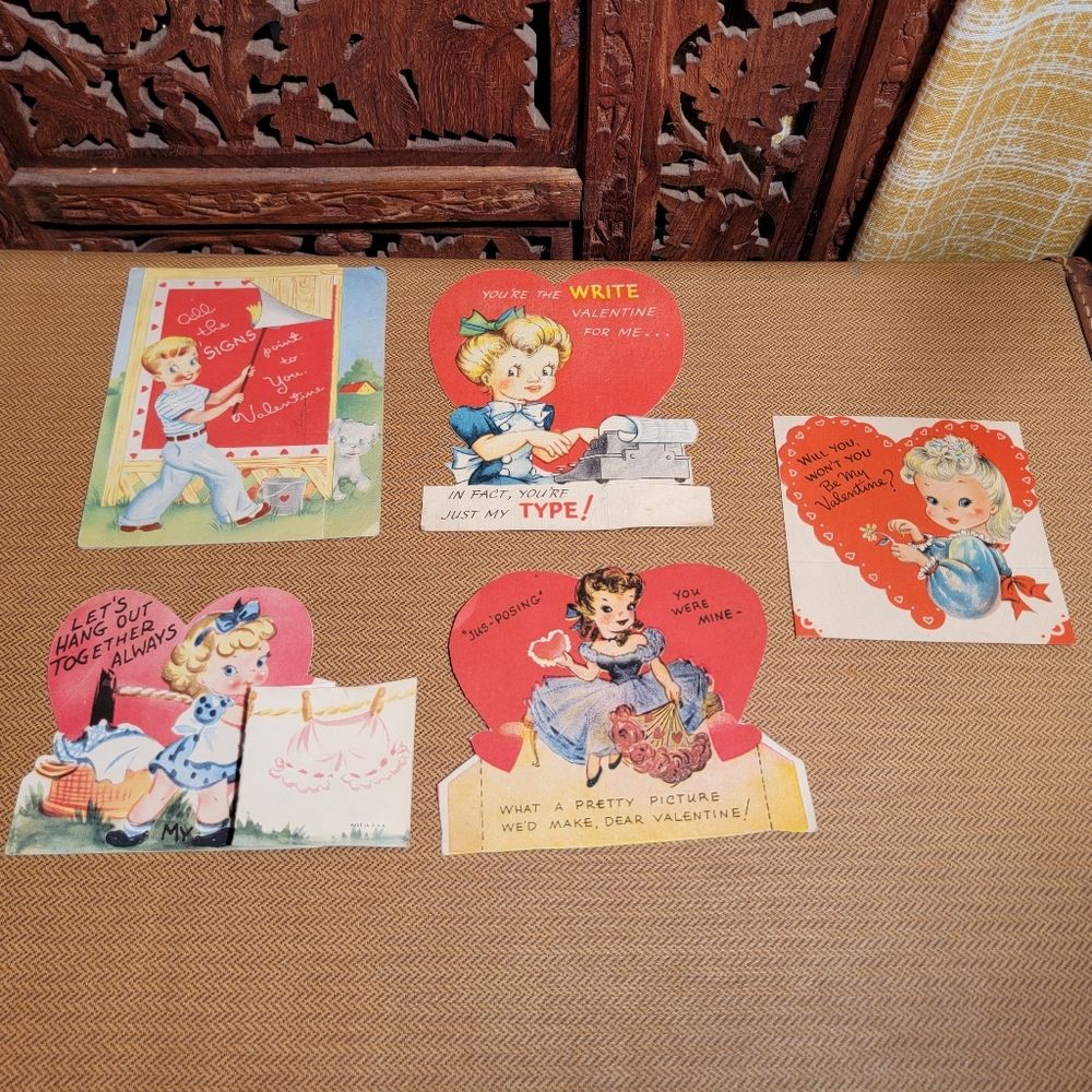 Vintage Set of 5 Heart Cut Out Pun Valentines